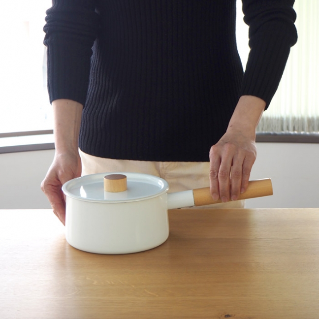 カイコ　片手鍋　/　kaico