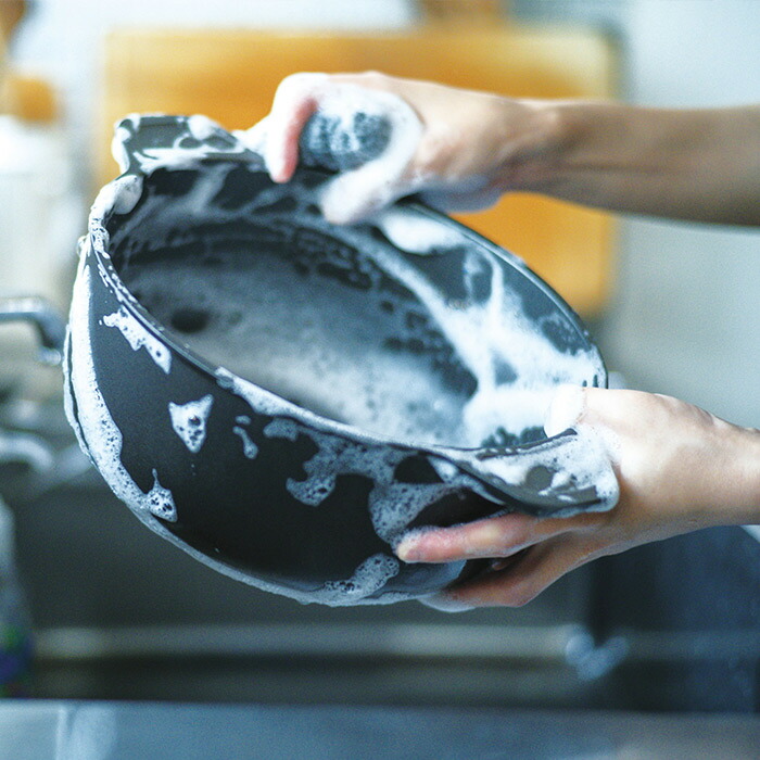 味わい鍋　両手　22cm