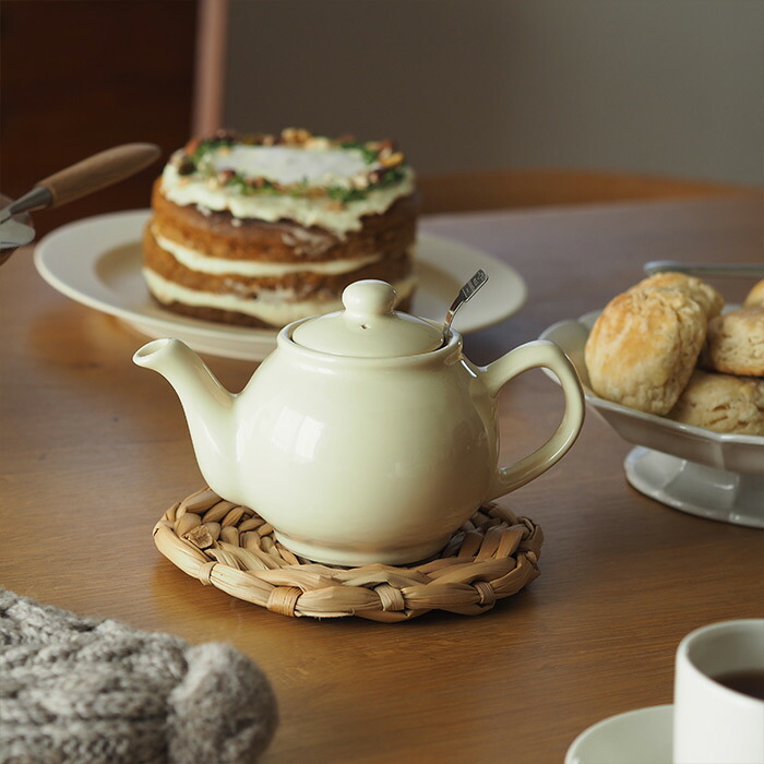 サンク　プライス&ケンジントン　ティーポット　2カップ　ストレーナー有　クリーム　/　CINQ