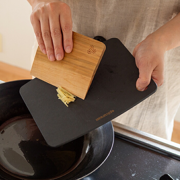 エピキュリアン　カッティングボード　S　ブラック　/　epicurean