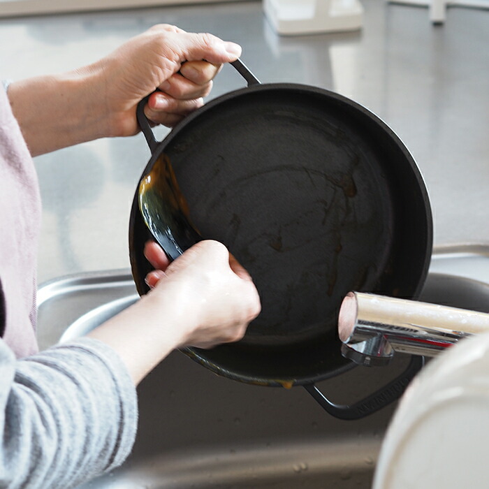 グリーンパン　フェザーウェイト　ココットラウンド　22cm　ポットホルダー2個付　グレー　/　GREENPAN