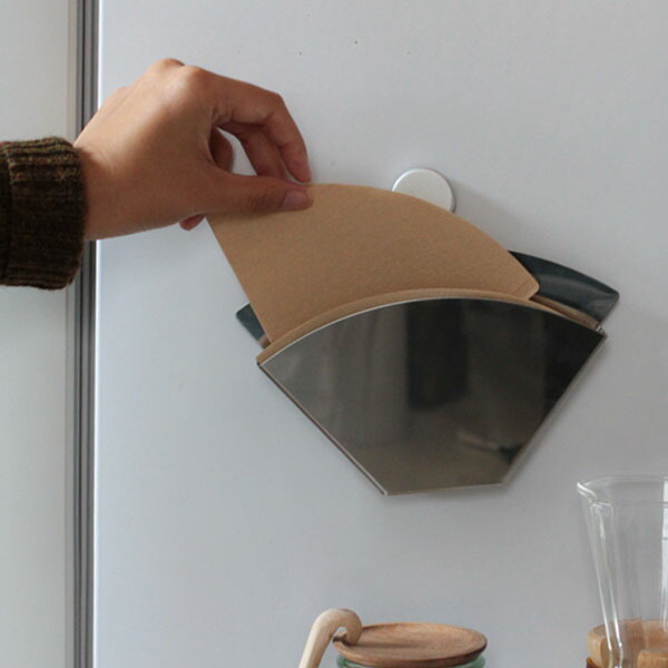 ヨナス　コーヒーフィルターホルダー　/　Jonas