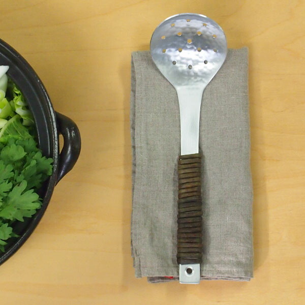 工房アイザワ　アケビ巻き　お玉　穴あけ　中