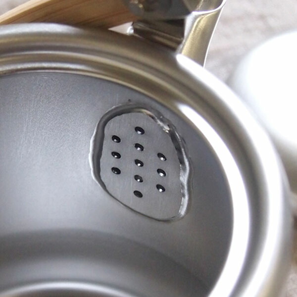 工房アイザワ　ブラックピーマン　ストレートポット　弦手