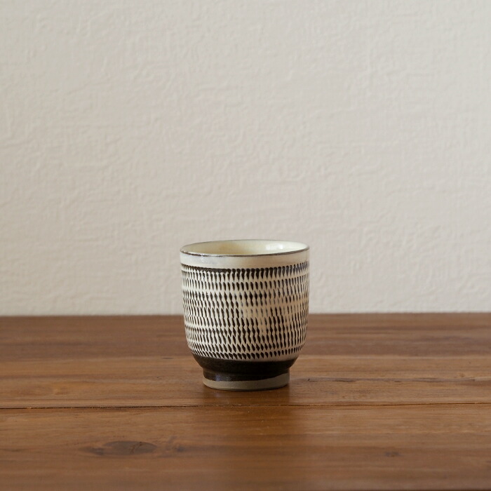 小鹿田焼　小袋窯　湯呑み　飛びかんな