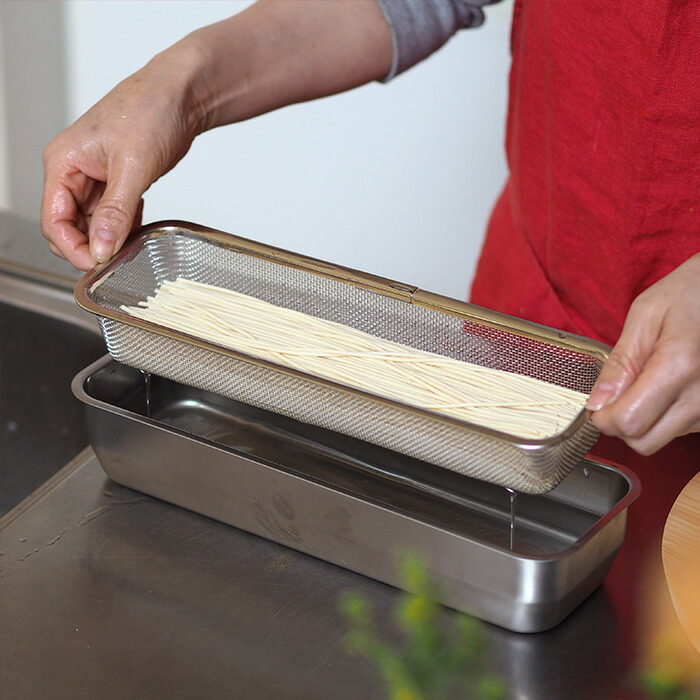 家事問屋　下ごしらえ角ザル　1/2　ロング