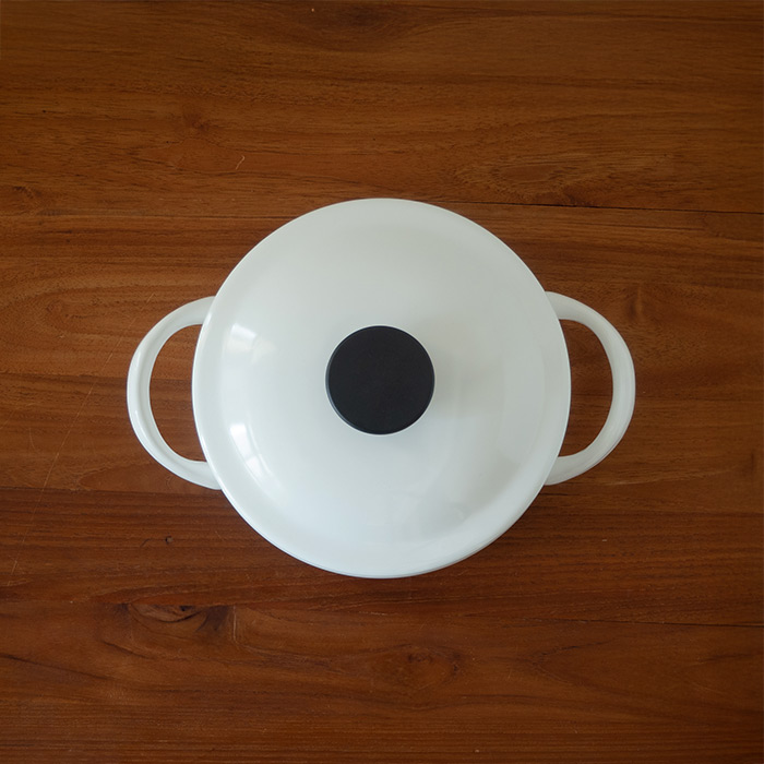 野田琺瑯　LUKE（ルーク） 浅型キャセロール 21cm　ホワイト