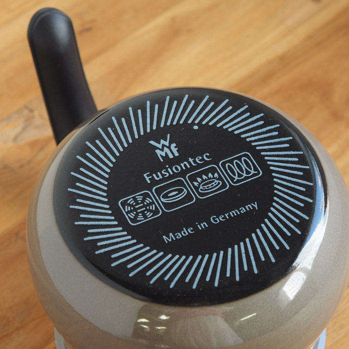 ヴェーエムエフ　フュージョンテック　ミネラル　マルチポット　14cm　蓋付　ダークプラス 　/　WMF