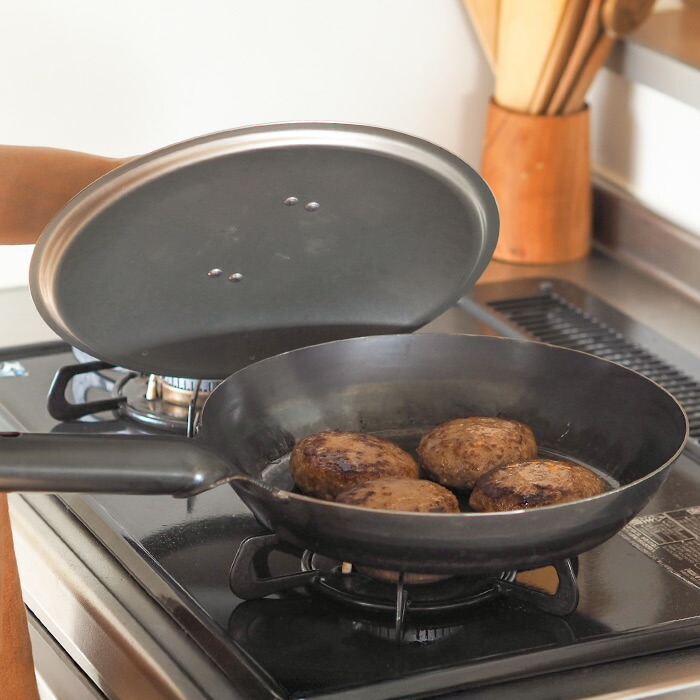 【公式】山田工業所 鉄打出【丸柄フライパン】 (2.3mm) 28cm 空焚き済み