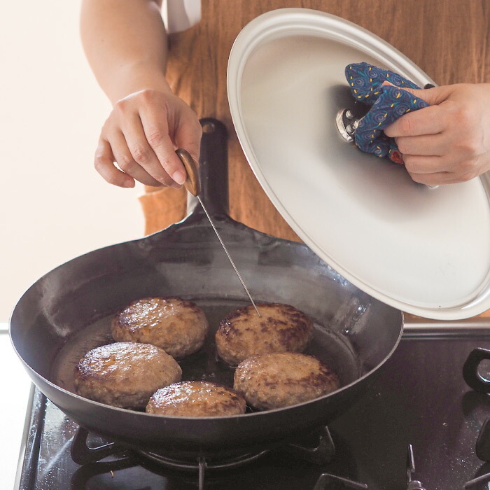 【公式】山田工業所　鉄打出【丸柄フライパン】 （2.3mm） 30cm 空焚き済み
