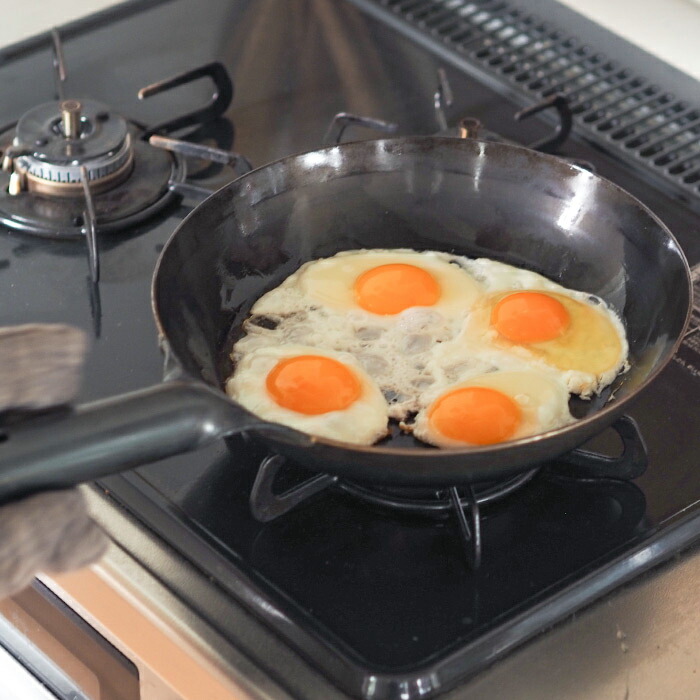 【公式】山田工業所 鉄打出【丸柄フライパン】 (3.2mm) 26cm 空焚き済み