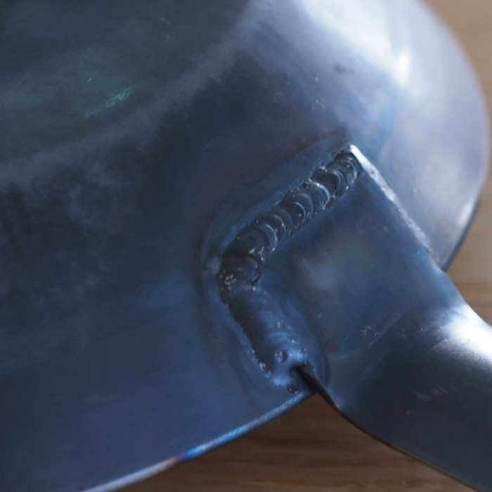 【公式】【プロキッチンオリジナル】山田工業所　鉄打出　ちょこっとフライパン　20cm（2.3mm）　空焚き済み　/　【スタッフが選ぶ鉄フライパンおすすめ5選！】