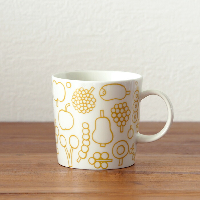 イッタラ　オイバ　トイッカ　フルッタ　マグカップ　0.3L　イエロー　/　iittala　Oiva Toikka