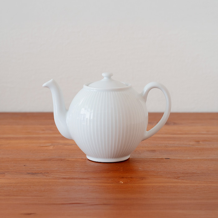 ピリヴィッツ　プリッセ　ティーポット　750cc　P066　/　PILLIVUYT